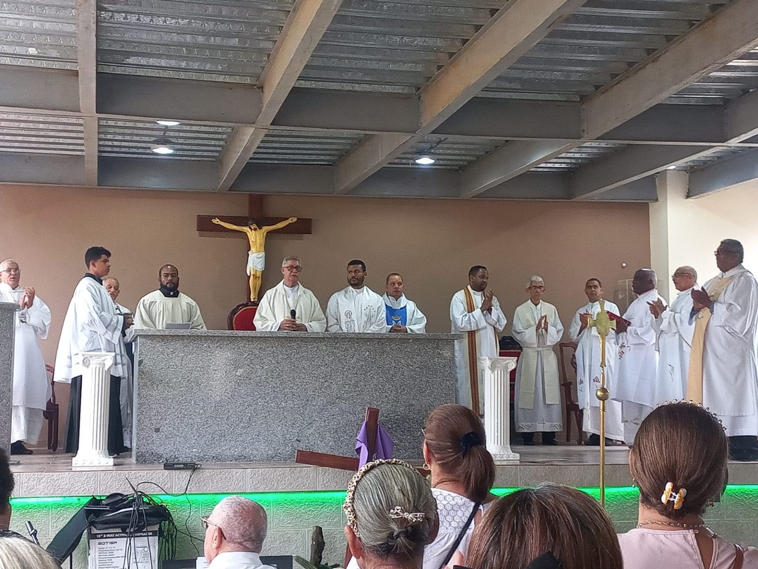 DIÓCESIS MAOMONTECRISTI INAUGURA CASA SAN JOSÉ Camino