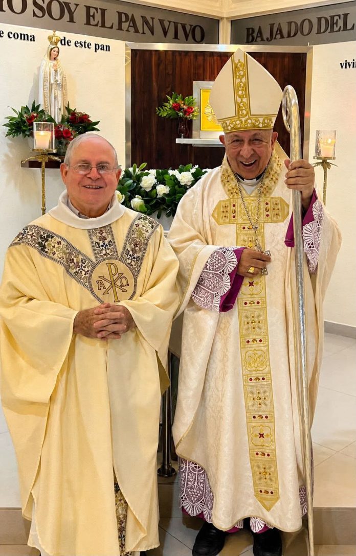 Mons De la Rosa y Mons Tobías